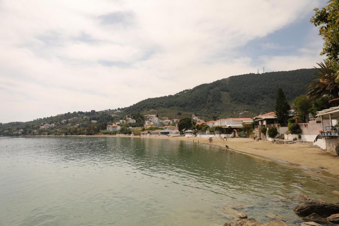 Ftelia Studios Skiathos-Stadt Exterior foto